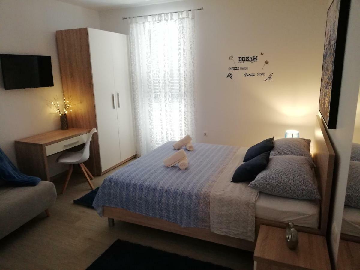 Kalelarga Apartments 4 You Zadar Exteriör bild